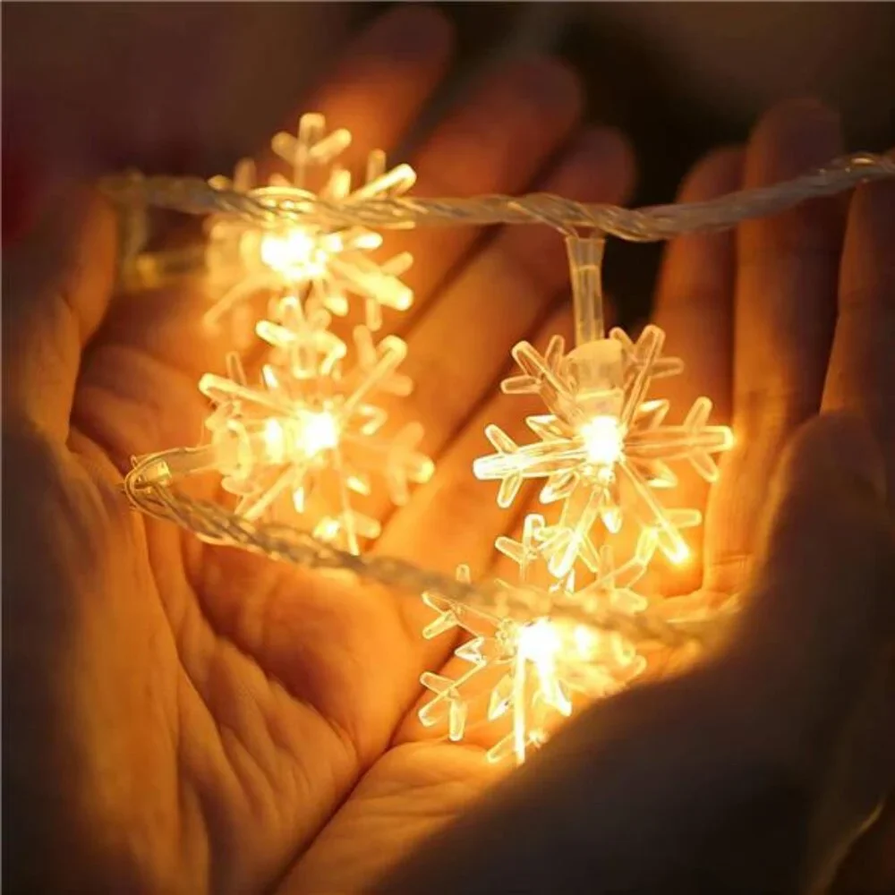20 Ft 40 LED Snowflake String Lights, Battery‎ Operated, Warm White Xmas Decor